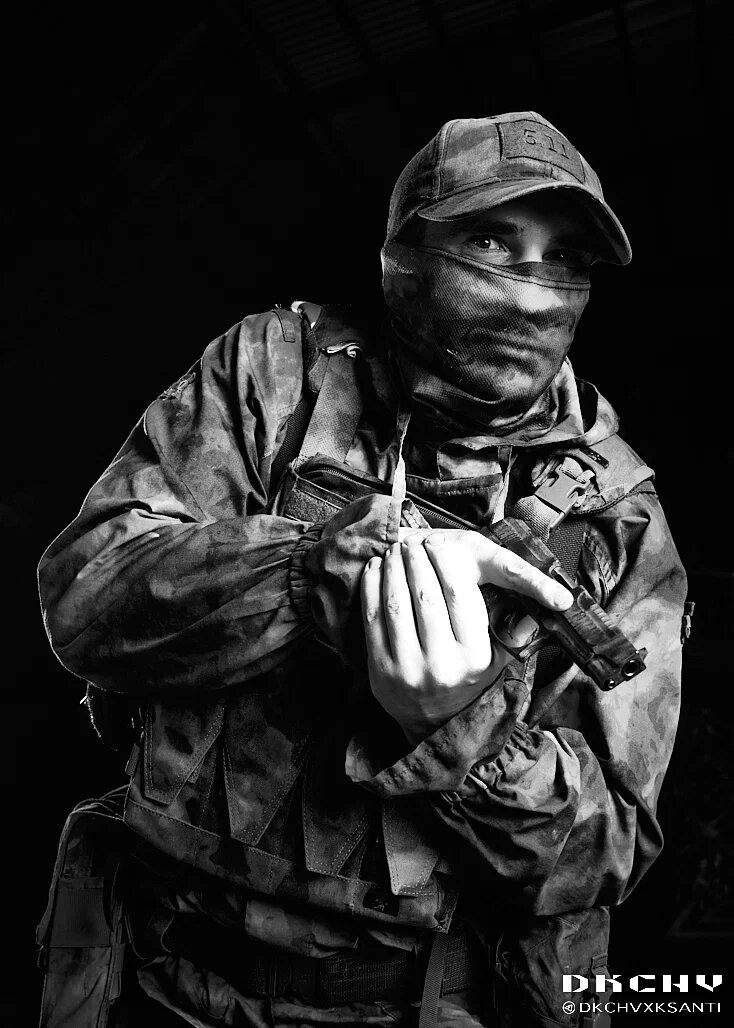 Военка: 002 Видик (без лица)_web